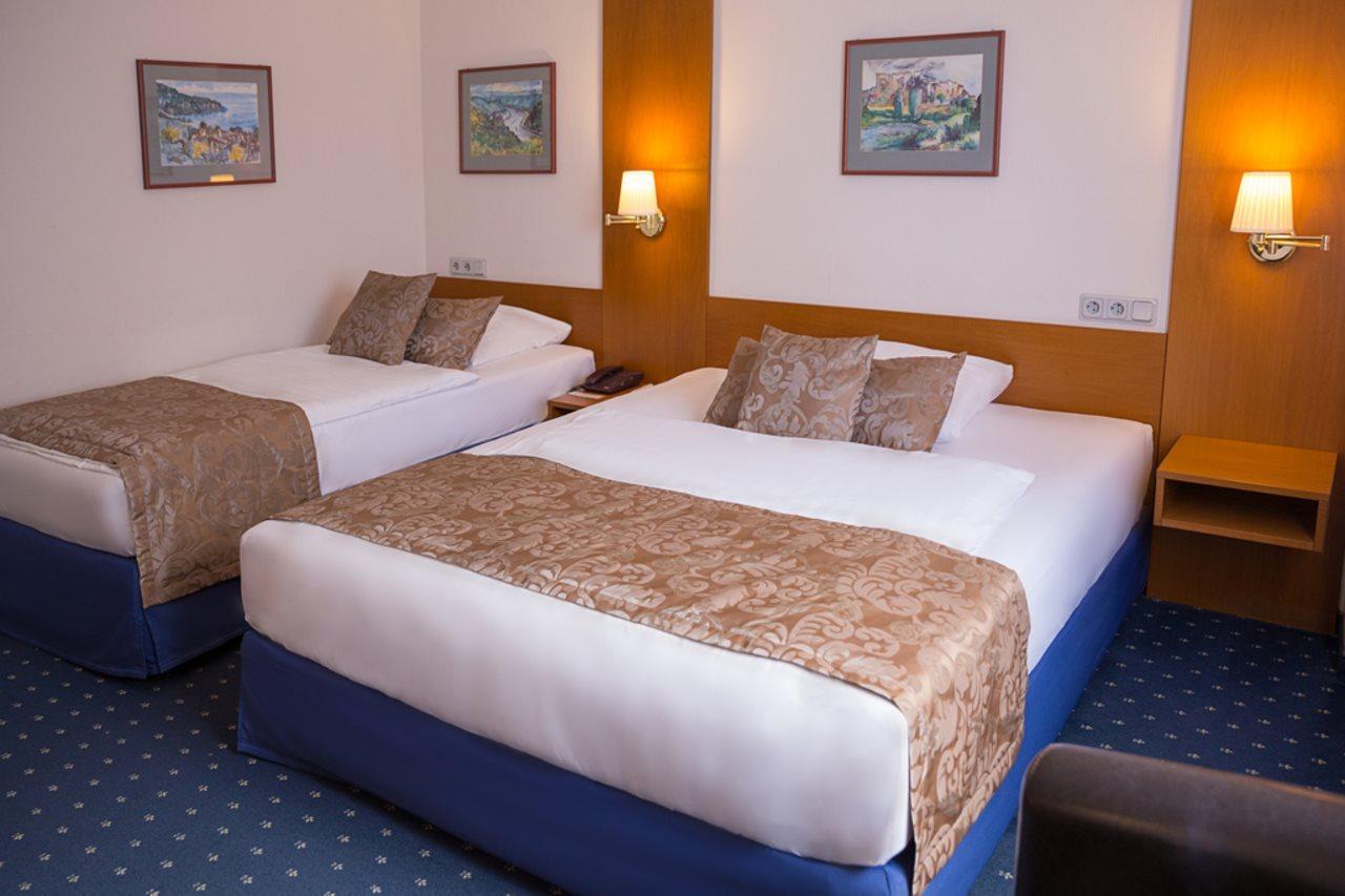 Hotel Brunnenhof Hanau Ngoại thất bức ảnh