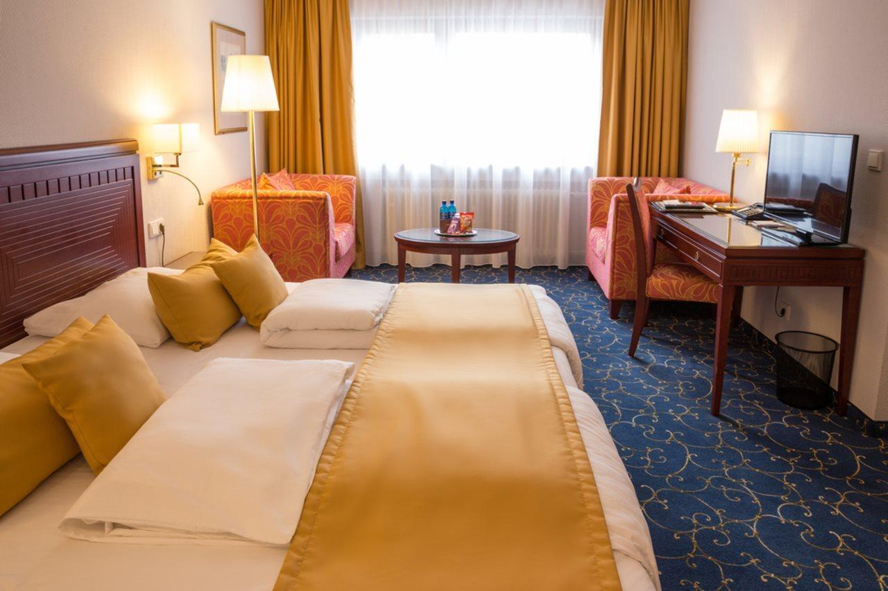 Hotel Brunnenhof Hanau Ngoại thất bức ảnh