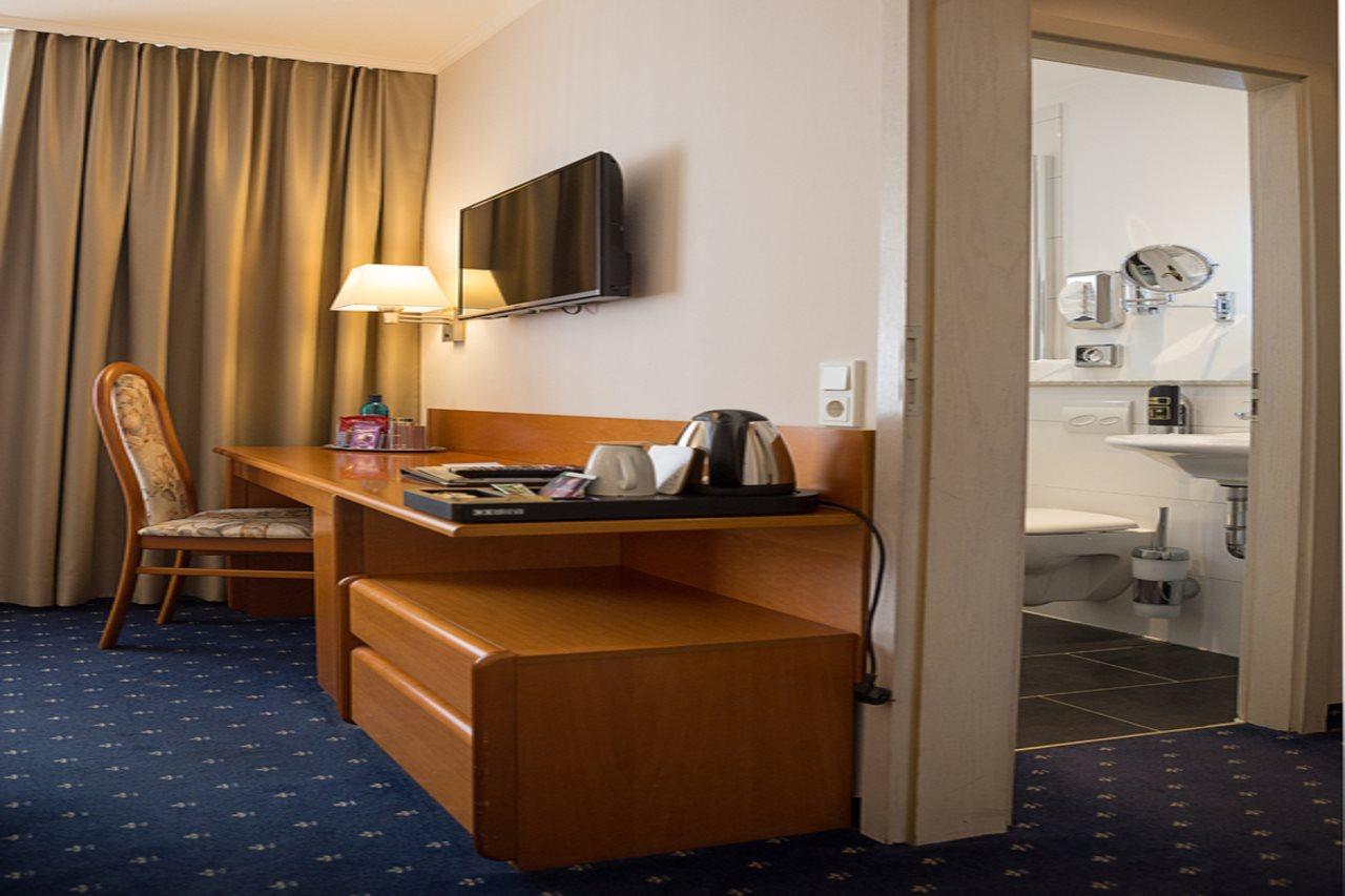 Hotel Brunnenhof Hanau Ngoại thất bức ảnh